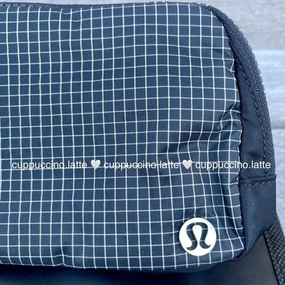 🖤NWT RARE🕸ORIGINAL Lululemon Everywhere Belt Bag in Black/White Grid Pattern